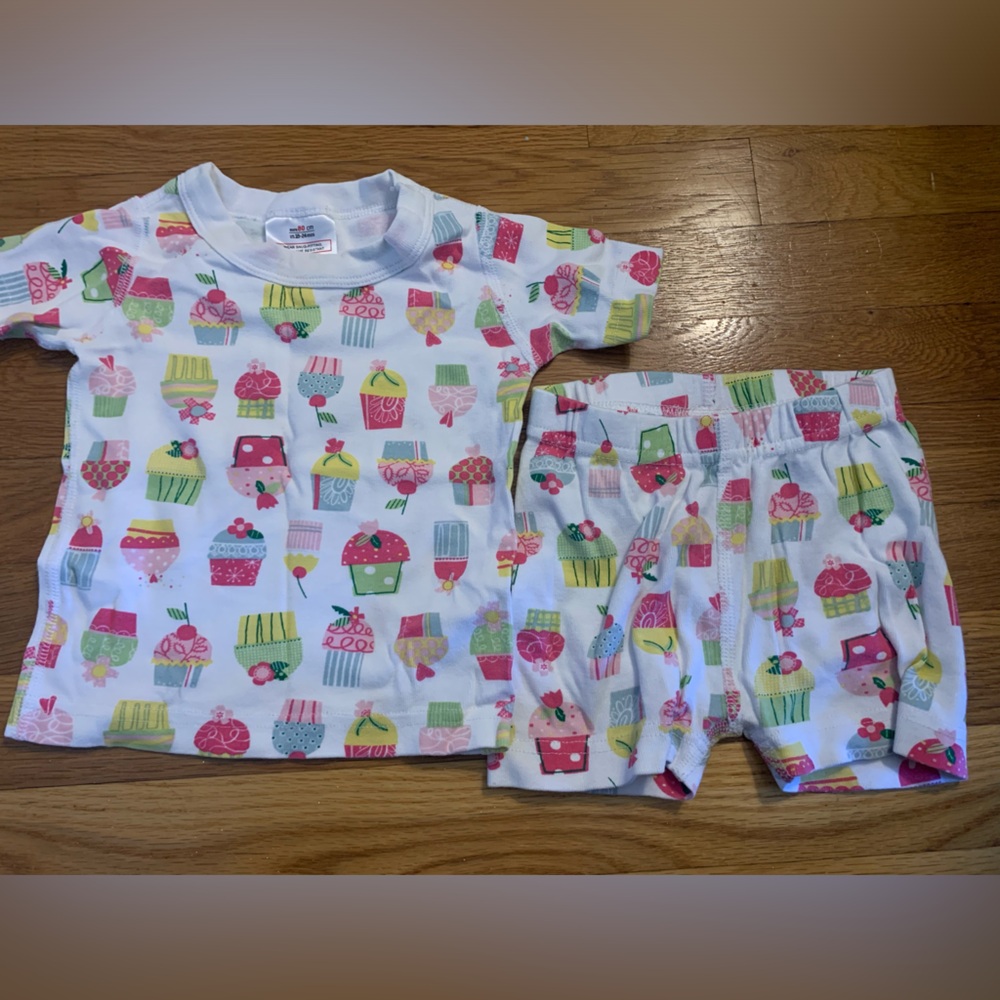 Hanna Andersson pajamas 18-24 months